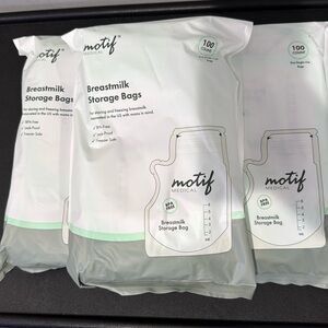 Motif Medical Breastmilk Storage Bags 300 Bags Total New